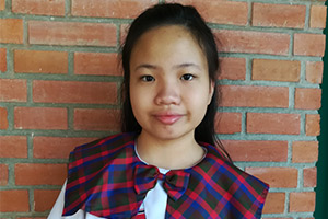 Student Gets Perfect in English Competition