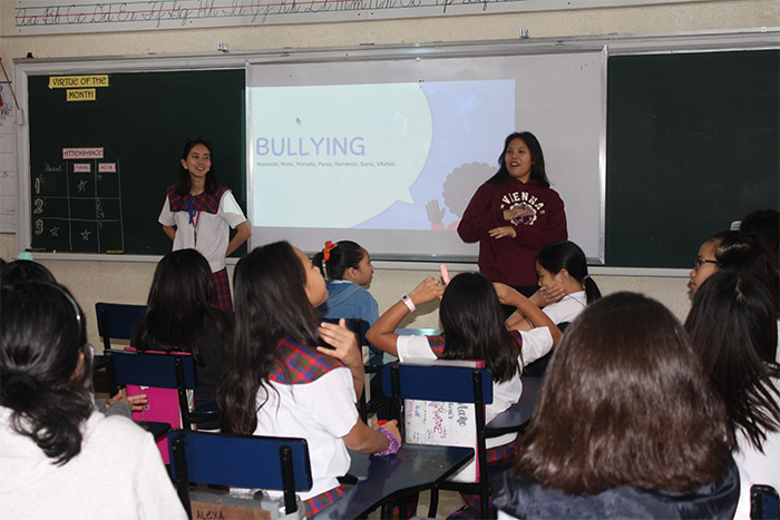 11-Gr12-students-give-a-talk-on-how-to-be-an-upstander